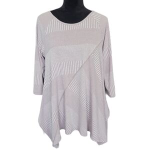 Moonlight Y&S Fashion Design Tan Asymmetrical Striped Sweater Size Small